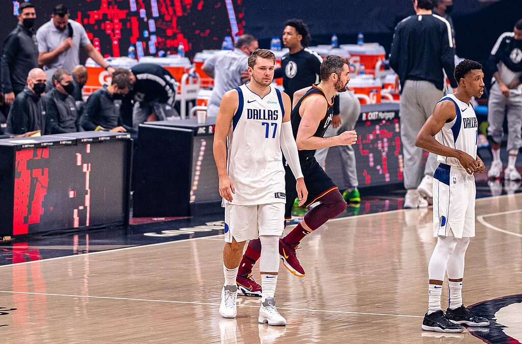 NBA Injury Update: Leonard and Doncic